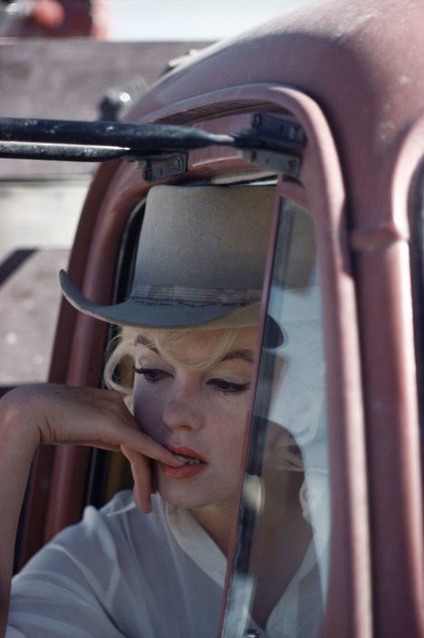 ETATS-UNIS. Nevada. Réno. L'actrice américaine Marilyn MONROE lors du tournage de "The Misfits" de John HUSTON. 1960.